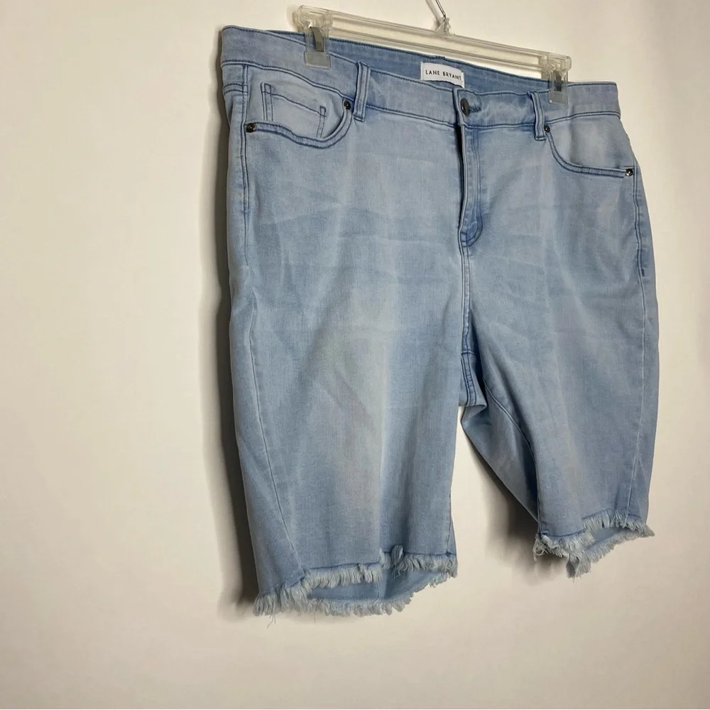 Lane Bryant Signature Fit Flex Magic Waistband Bermuda Short 20 Light Denim